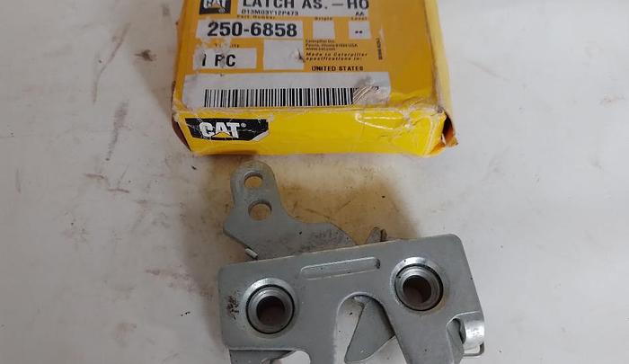 Trava Caterpillar 250-6858