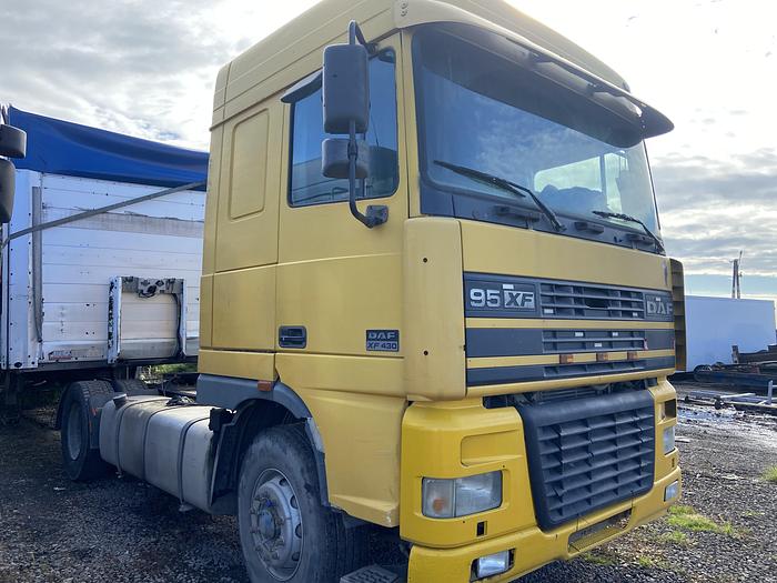 Gebruikt 2000 DAF 95 XF 430 EUR 2 / MANUAL GEAR