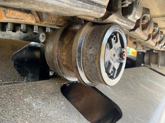 Used 2006 CAT 325DL with HYD Thumb