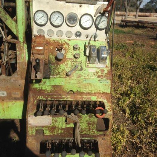 Used 1986 Chicago Pneumatic 650 Drill Rig