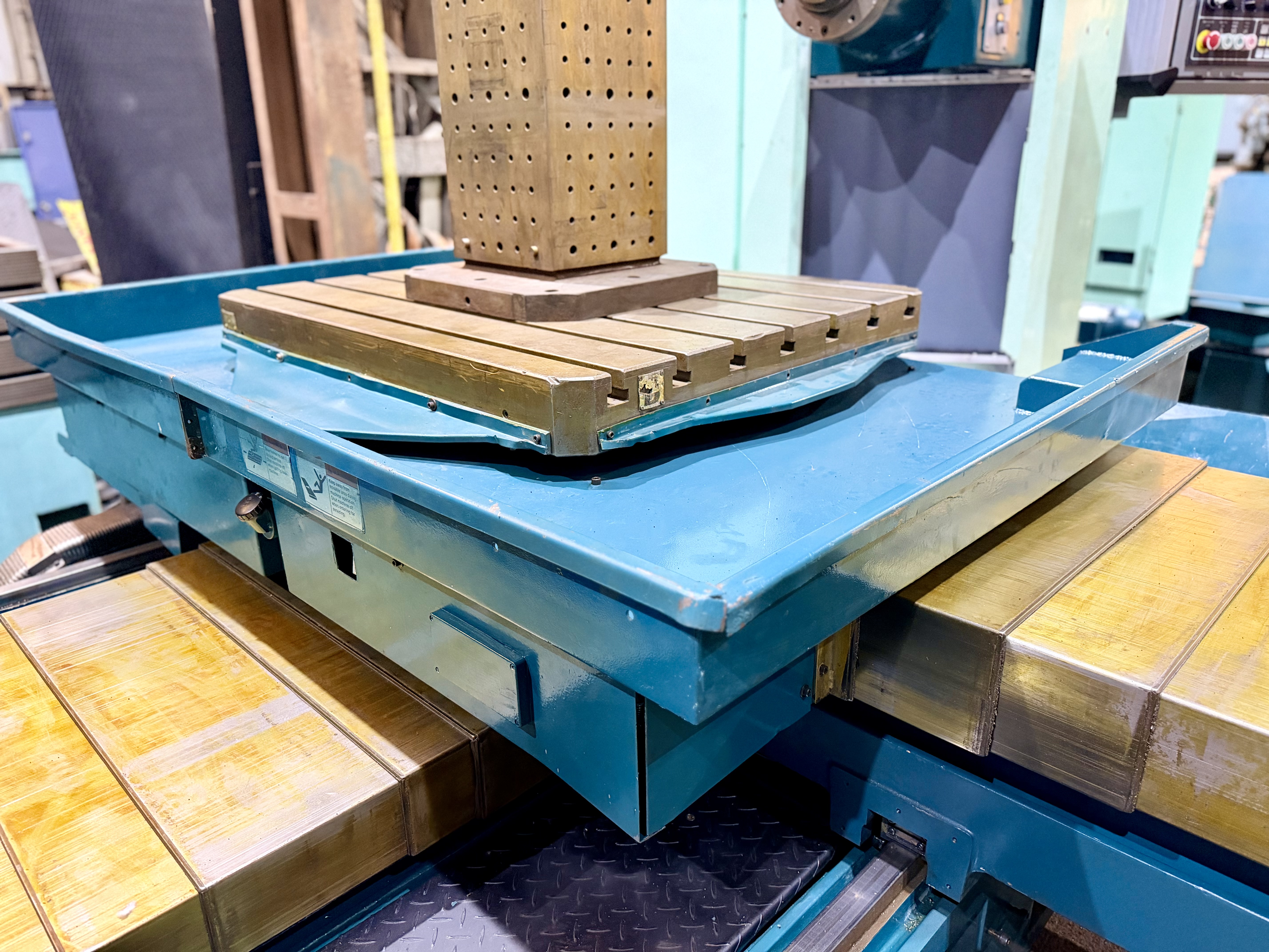 Used Kuraki KBT 10DX CNC TABLE-TYPE HORIZONTAL BORING MILLS (5 Axis)