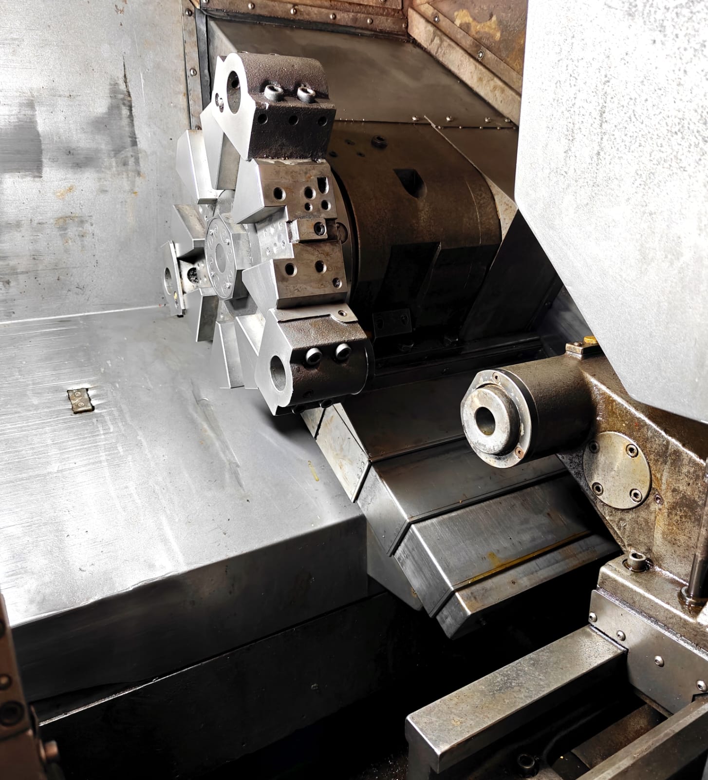 Used Victor VT-Plus 20 CNC Turning Center