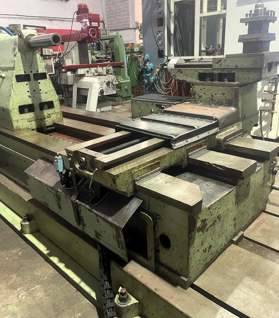 Used WMW DP 1600 X 2600 Lathe Machine