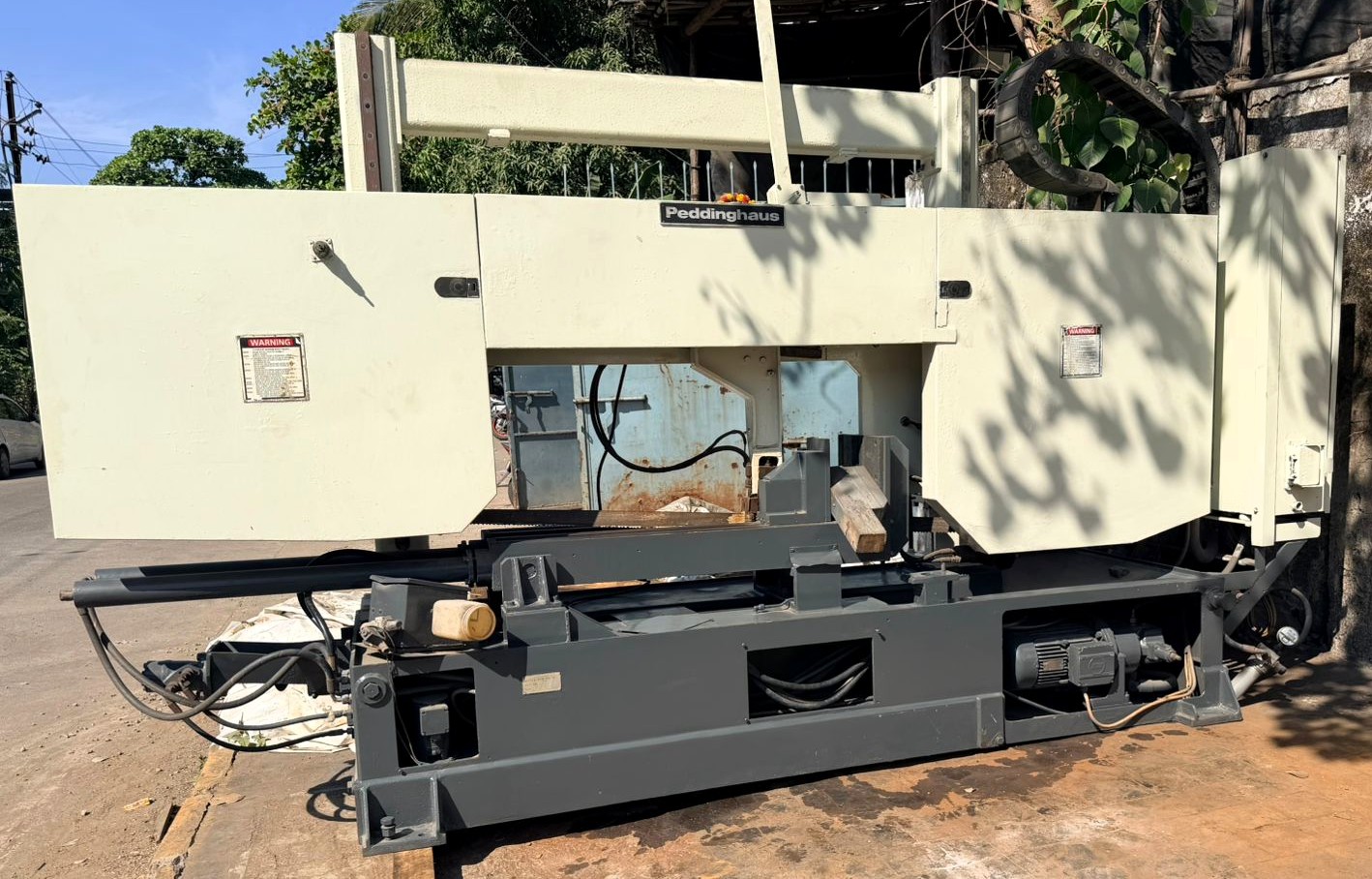 Used Peddinghaus Double Column Bandsaw (1000 mm)