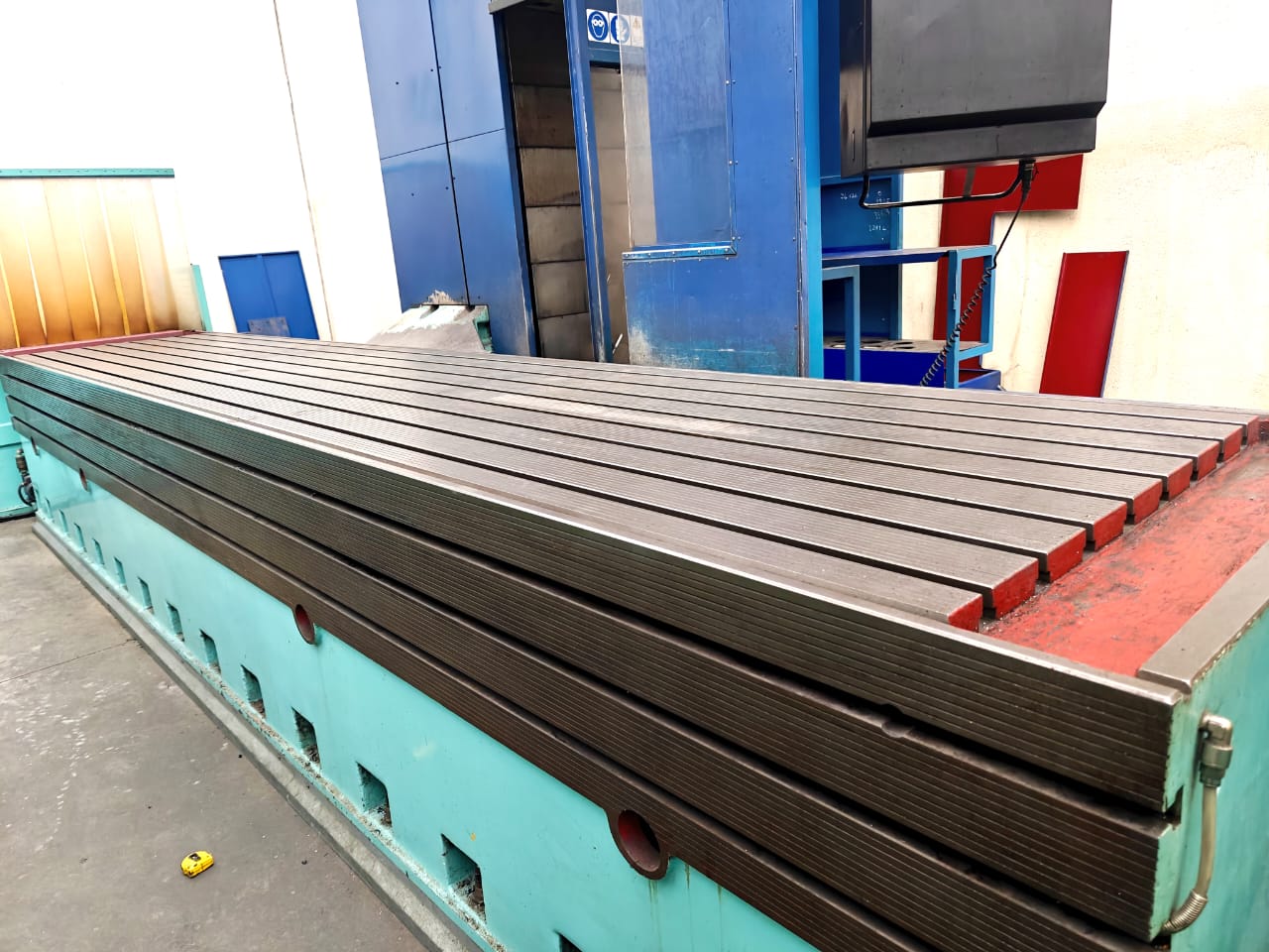 Used SACHMAN MX1000 CNC BED MILLING MACHINE