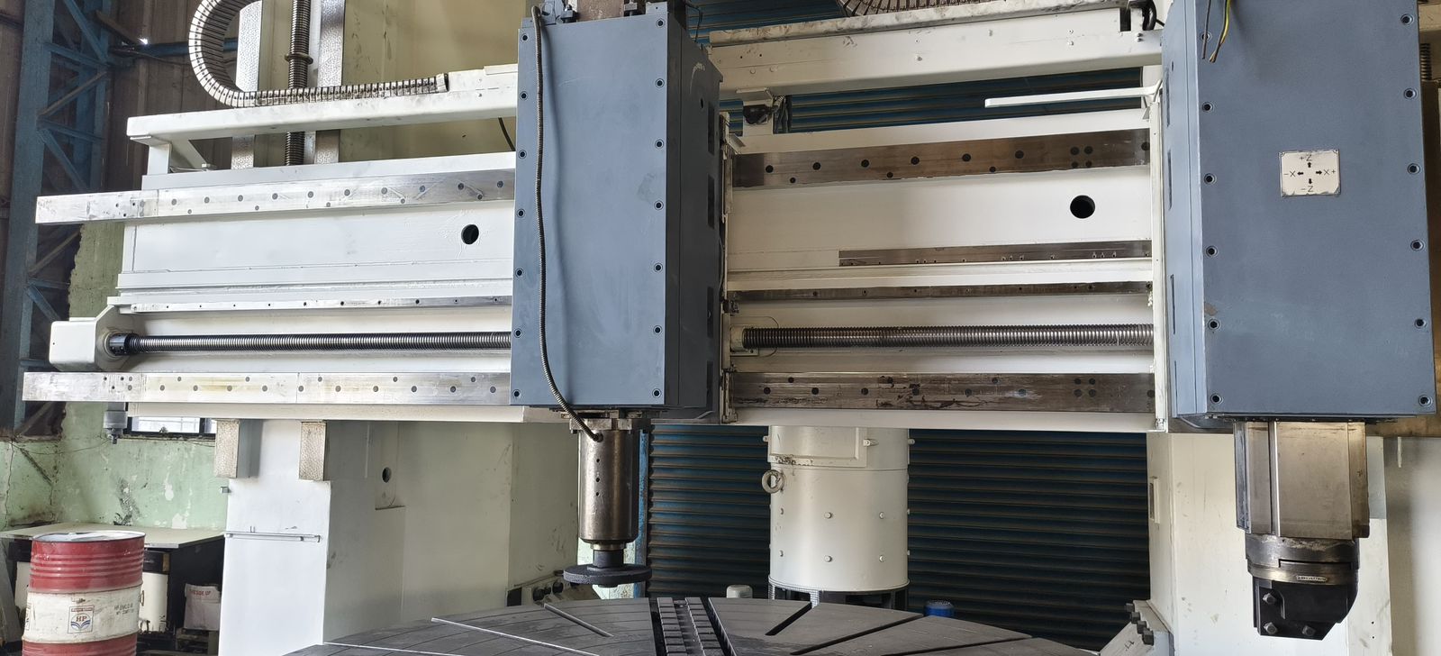 Used EZIO PENSOTTI TTP 2500 CNC VTL