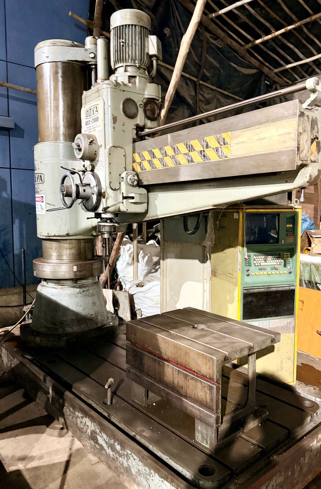 Used Ooya RE3-2000 Radial Arm Drill