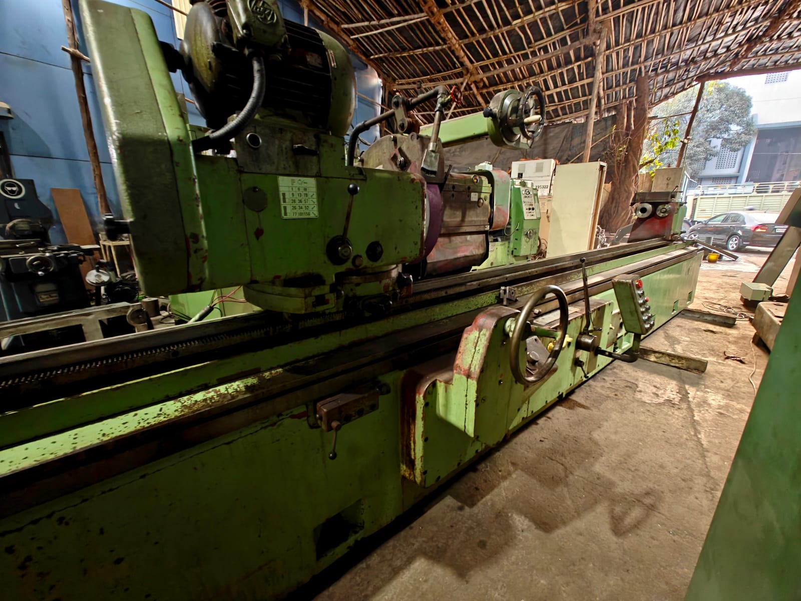 Used TOS BUT 63 / 4000 Cylindrical Grinding Machine