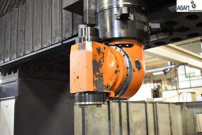 Used 2015 FOURSTAR FD 2842 / 5F DOUBLE COLUMN MACHINING CENTER (5-AXIS)