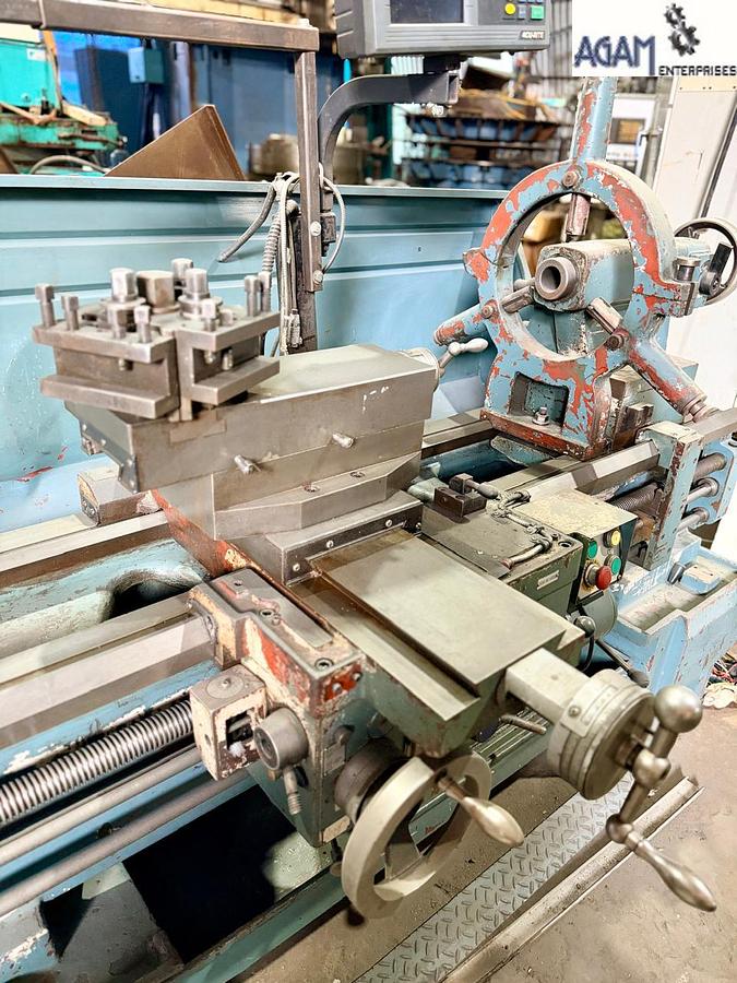 Used Microweily 3000 mm Lathe machine