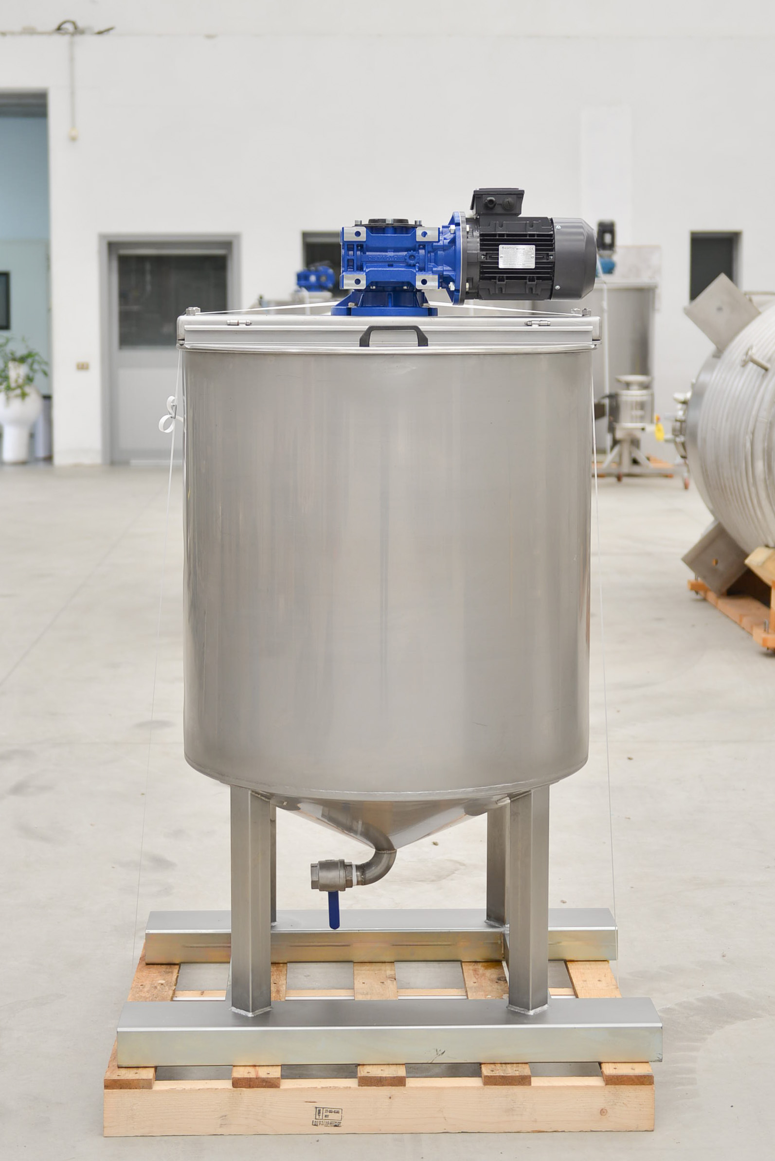 Miscelatore liquidi COPRINOX in acciaio inox da 600 Litri totali