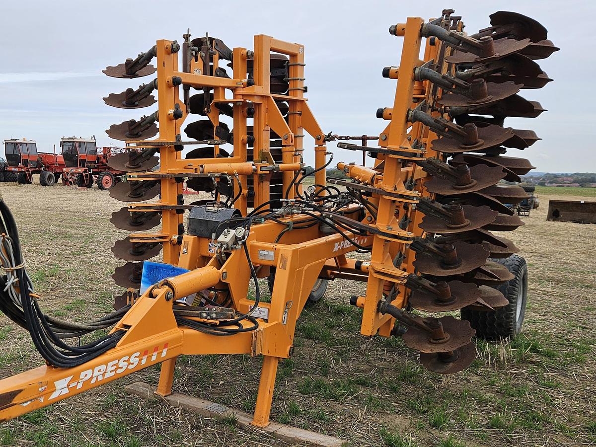 Used Simba X-Press III Stubble Cultivator