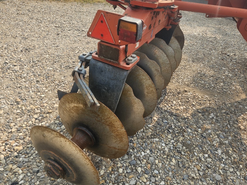 Used Kuhn Discover XM Disc Harrows