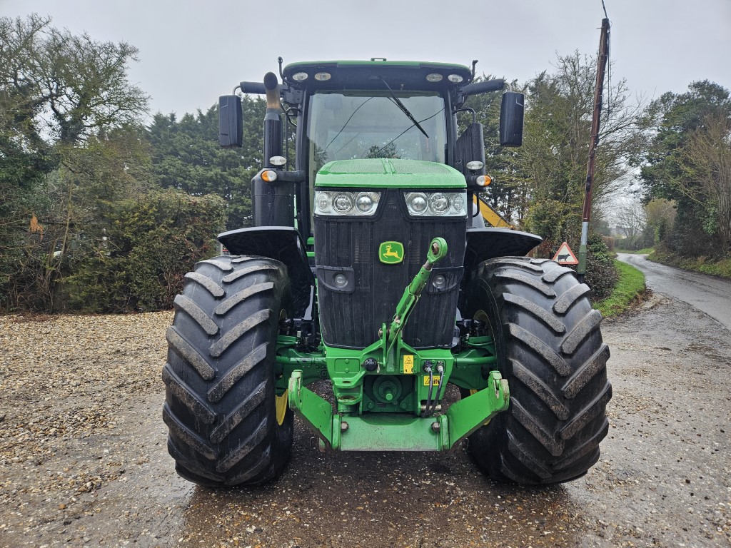 Used John Deere 7310R 4wd Tractor