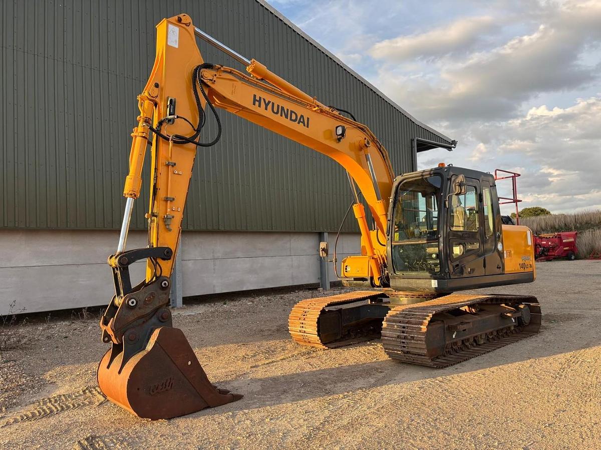 Used Hyundai Robex 140LC-7A Excavator