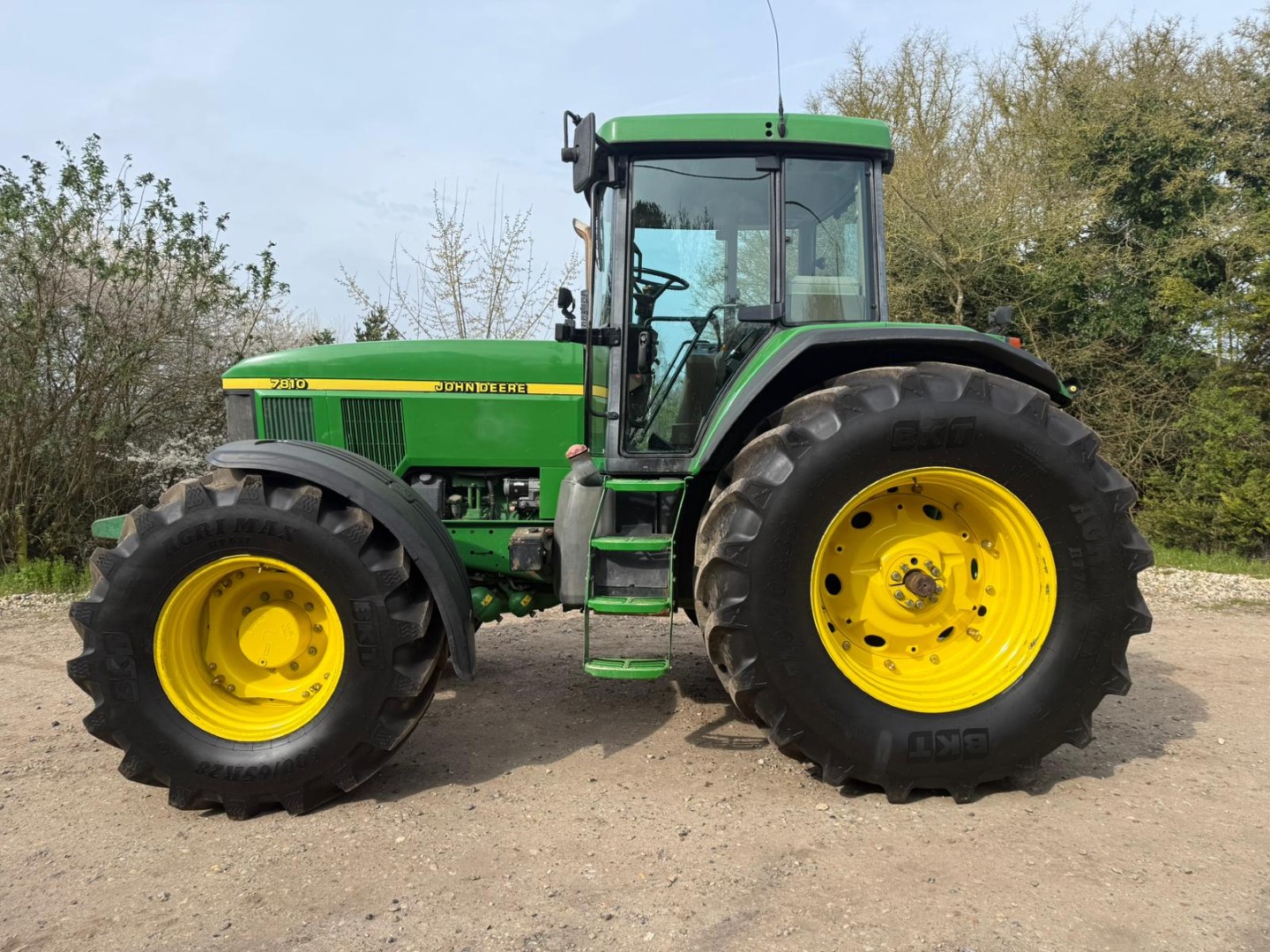 Used John Deere 7810 4wd Tractor