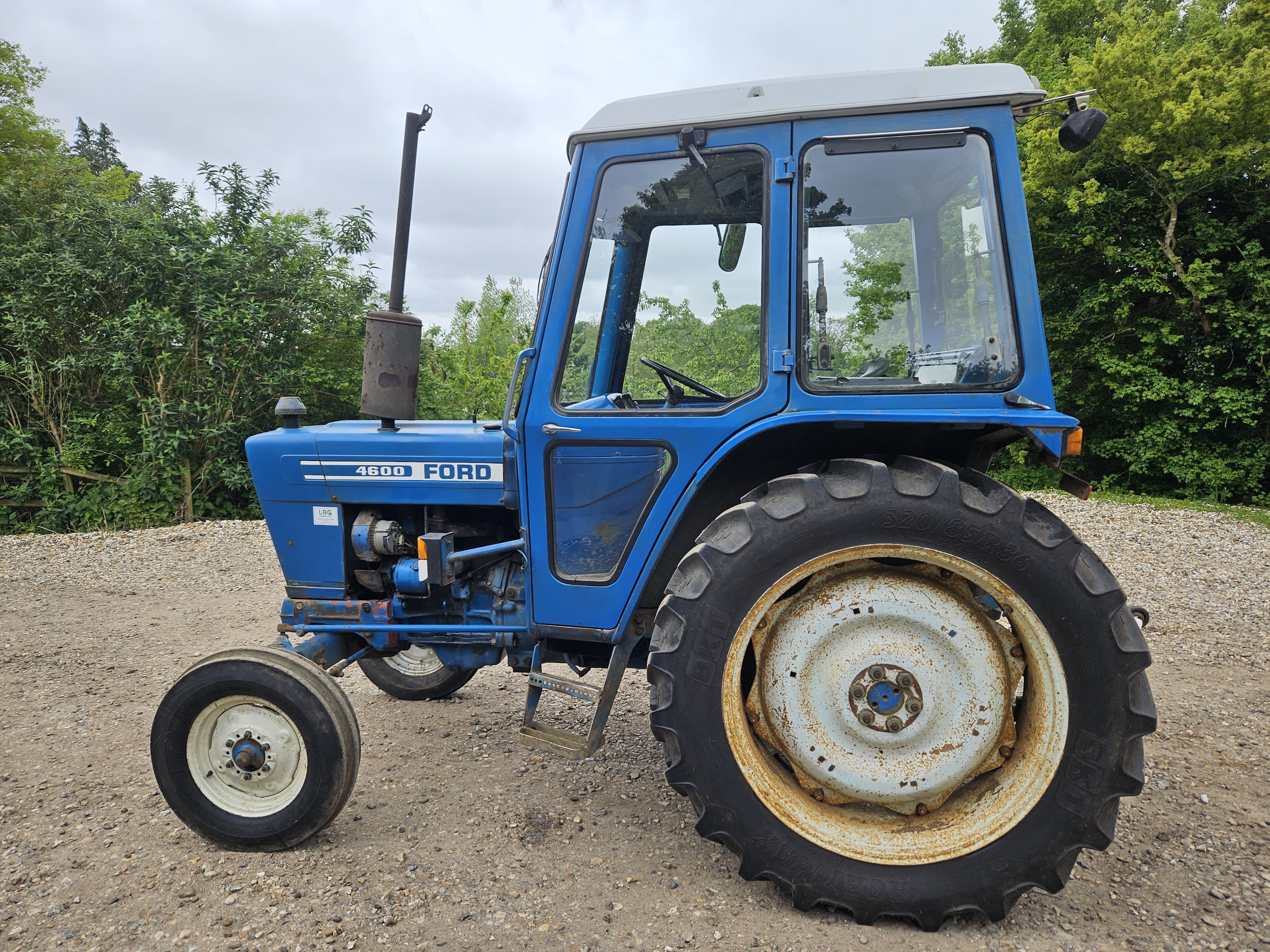Used Ford 4600 2wd Tractor