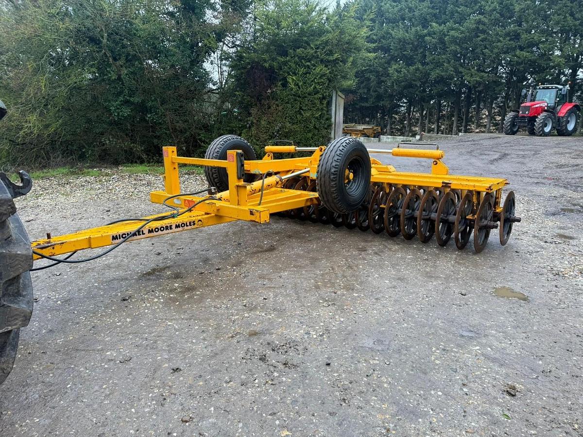 Used Michael Moore Moles Press