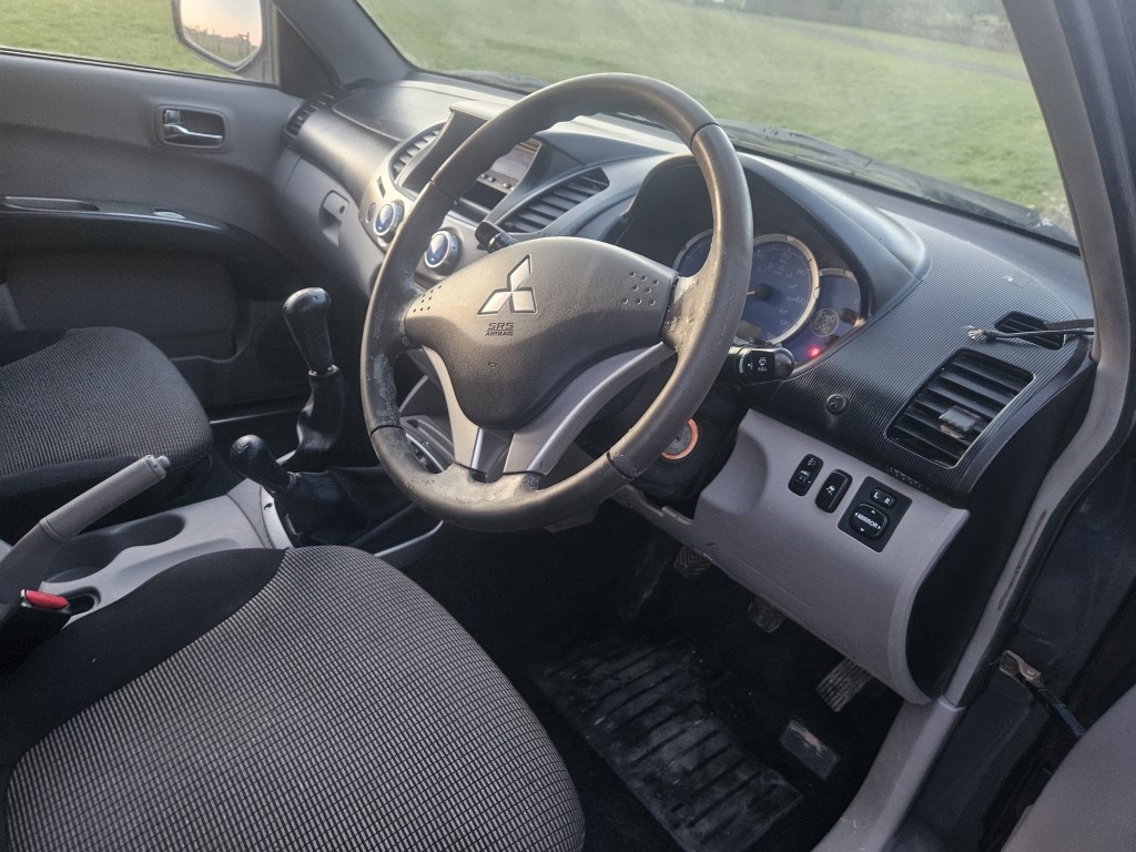 Used Mitsubishi L200 Warrior Pickup Truck