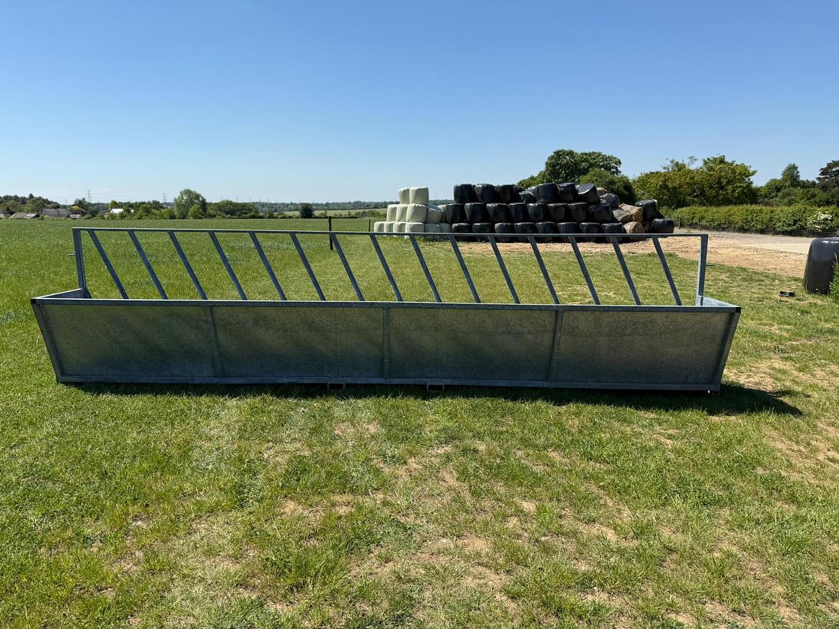 Used Feed Barrier and Trough