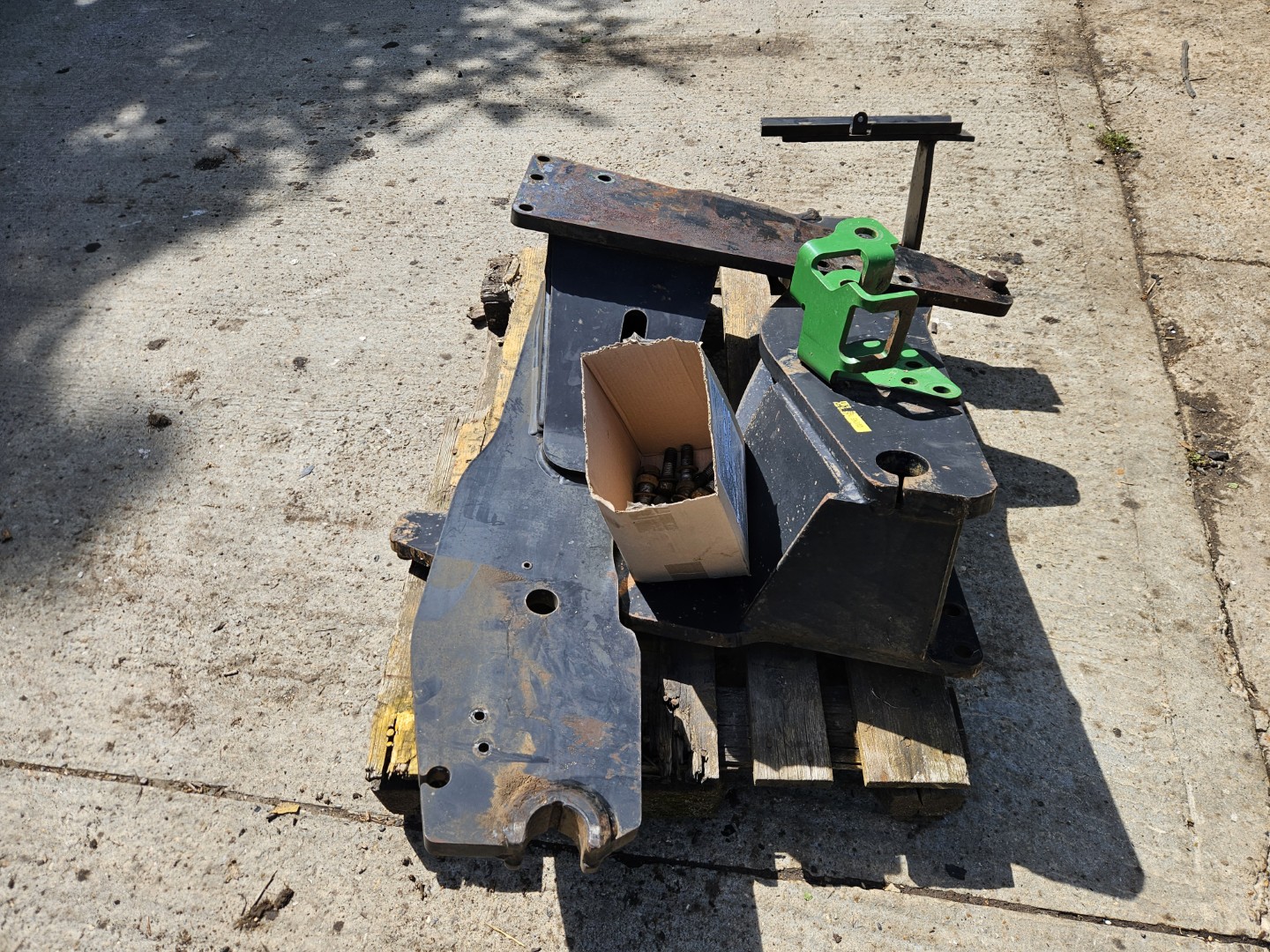 Used Quicke Tractor Loader Brackets