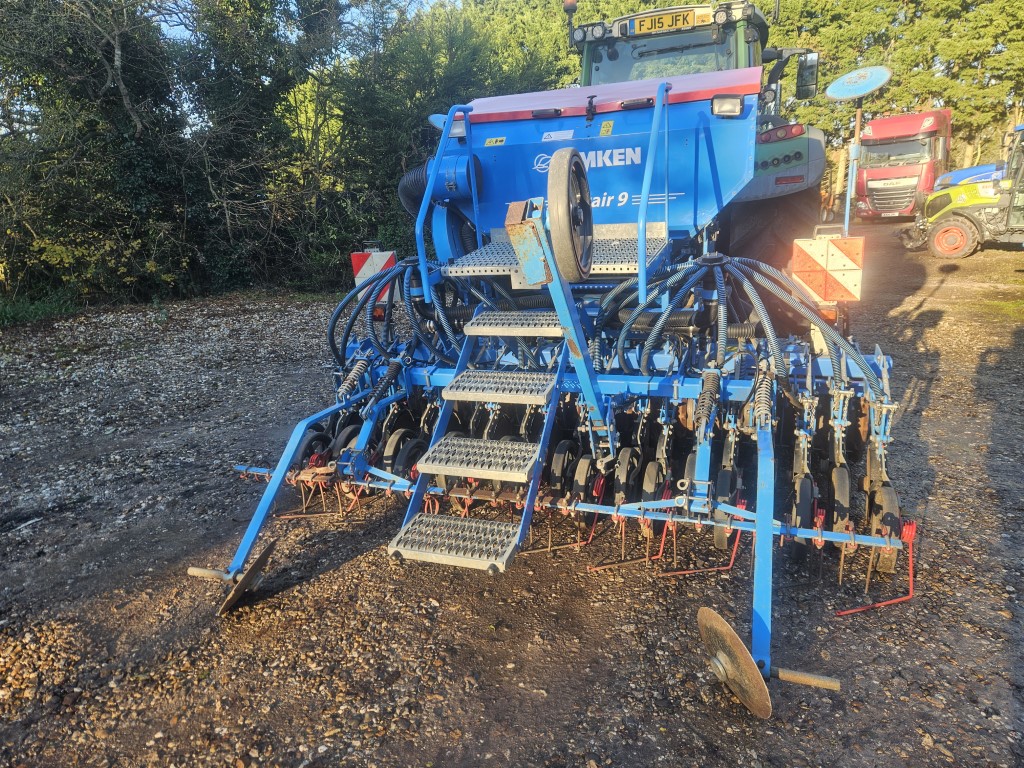 Used Lemken Solitaire 9 Drill Combination