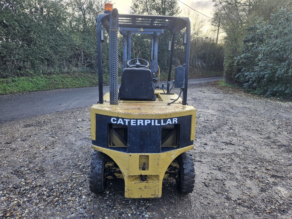Used CAT V40D Forklift