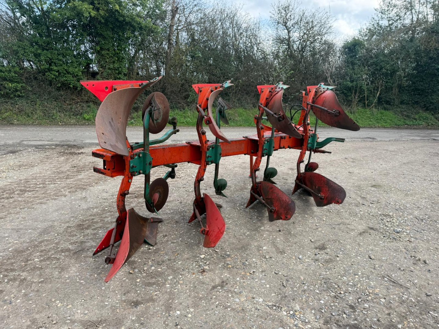 Used Kverneland LD85-160-8-HD Plough
