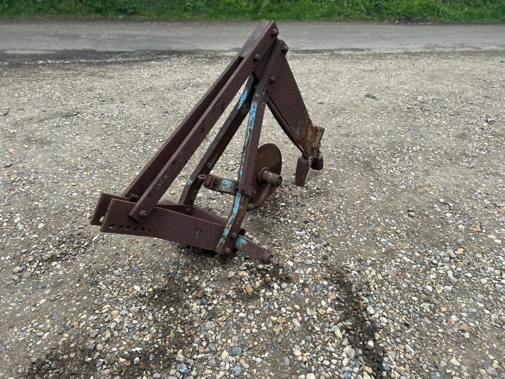 Used Single Leg Subsoiler