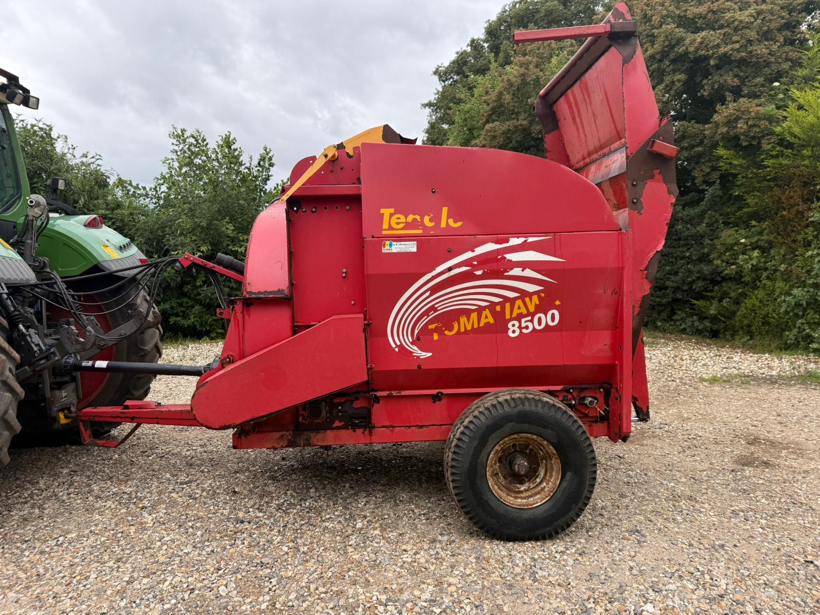 Used Teagle Tomahawk 8500 Straw Spreader
