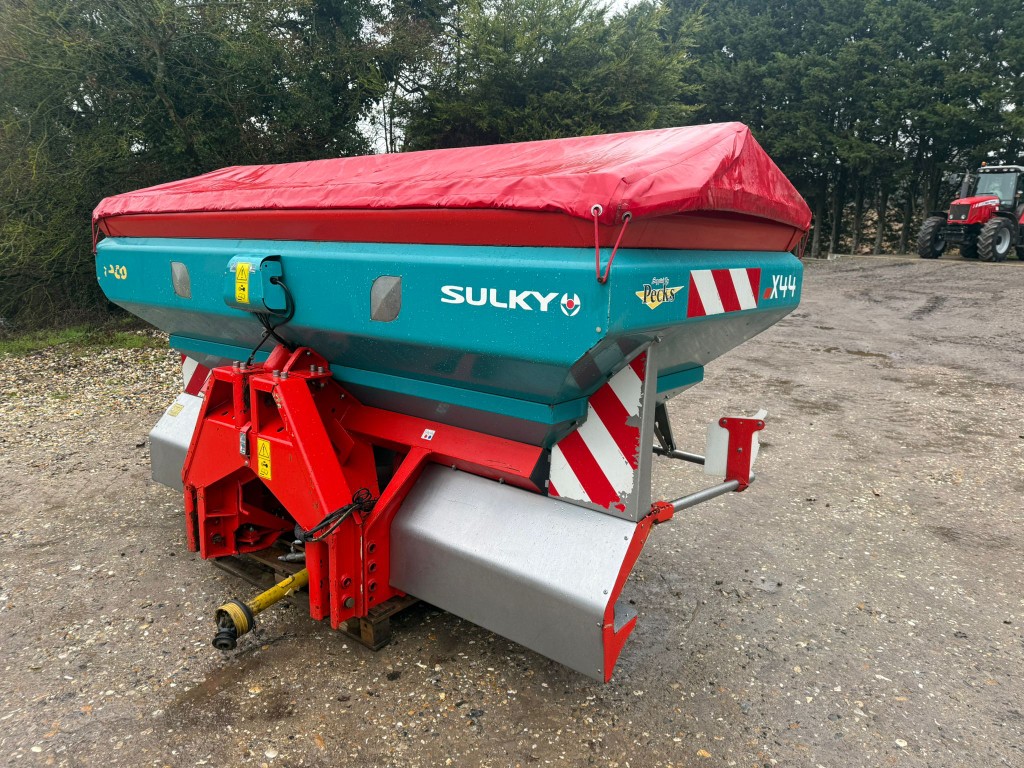Used Sulky X44 Fertiliser Spreader