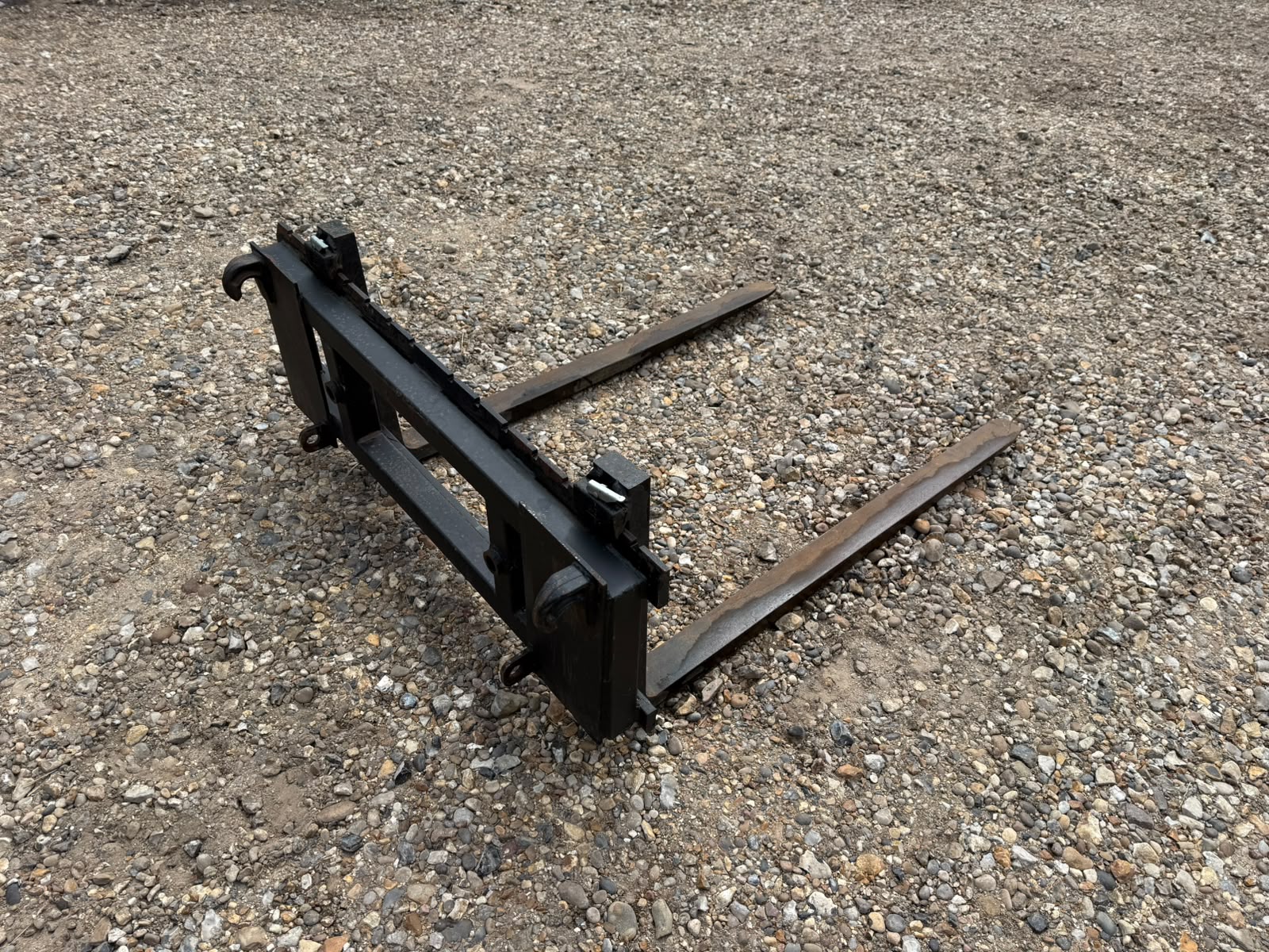 Used Pallet Forks