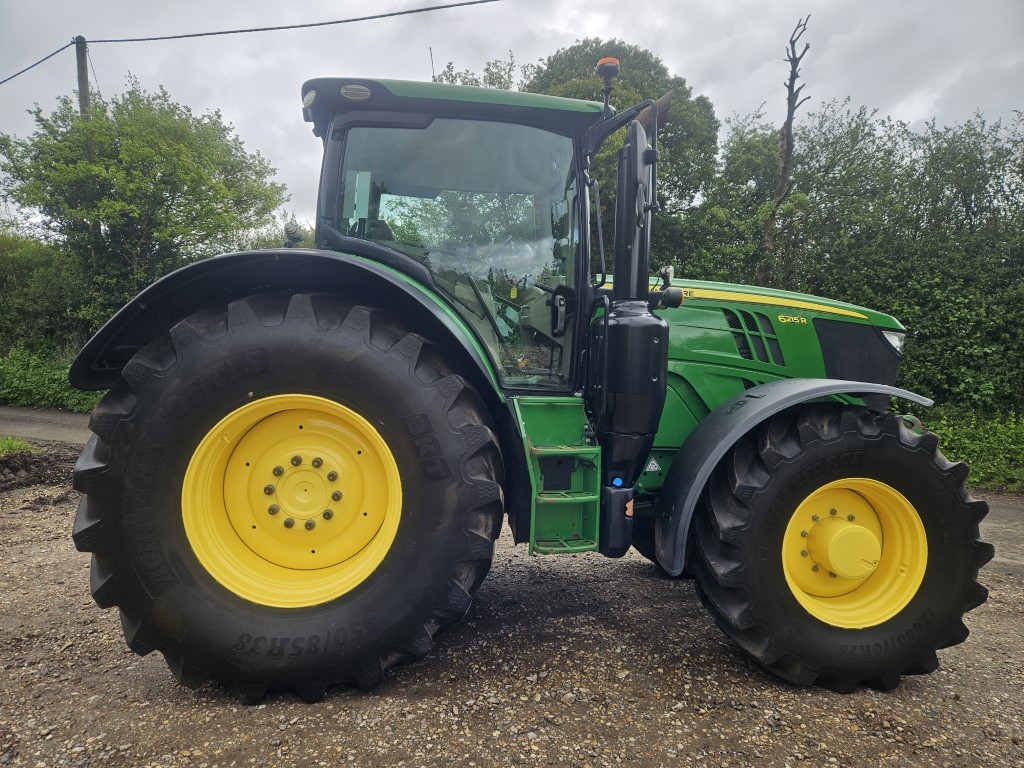 Used John Deere 6215R 4wd Tractor
