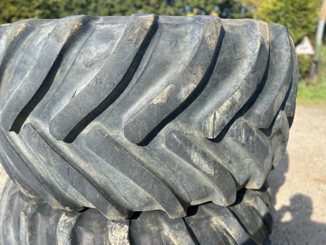 Used Alliance 800/65 R32 Flotation Tyres