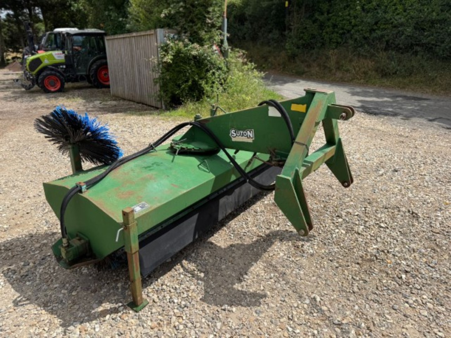 Used Suton CH230 Brush