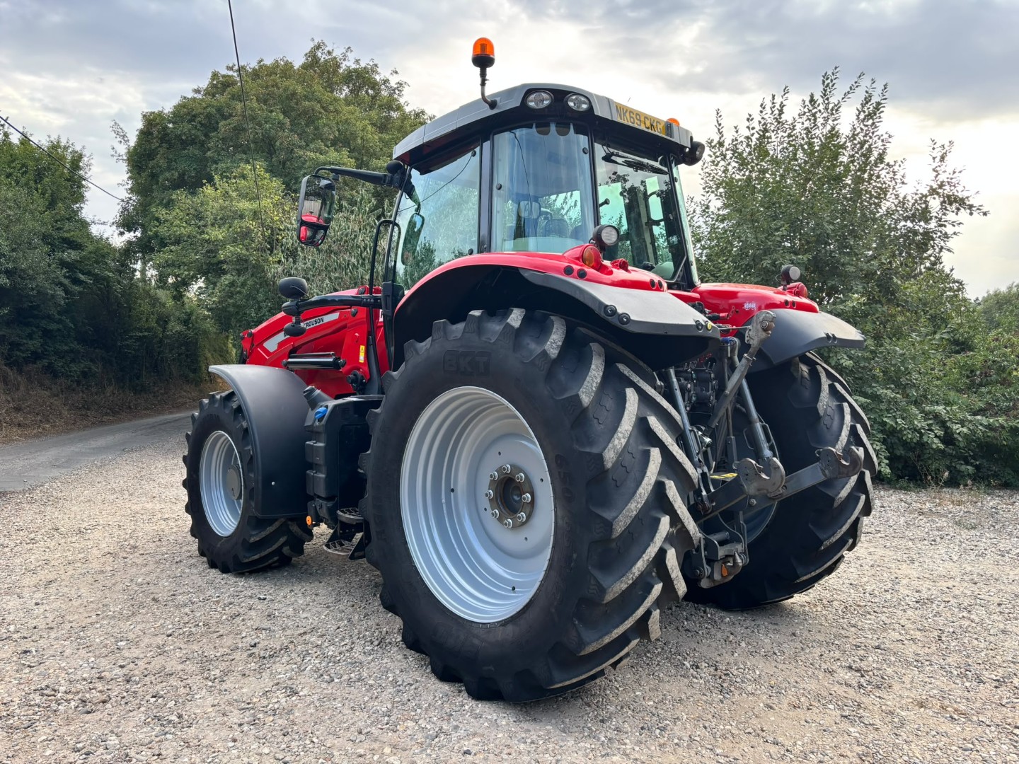 Used Massey Ferguson 7720S Tractor