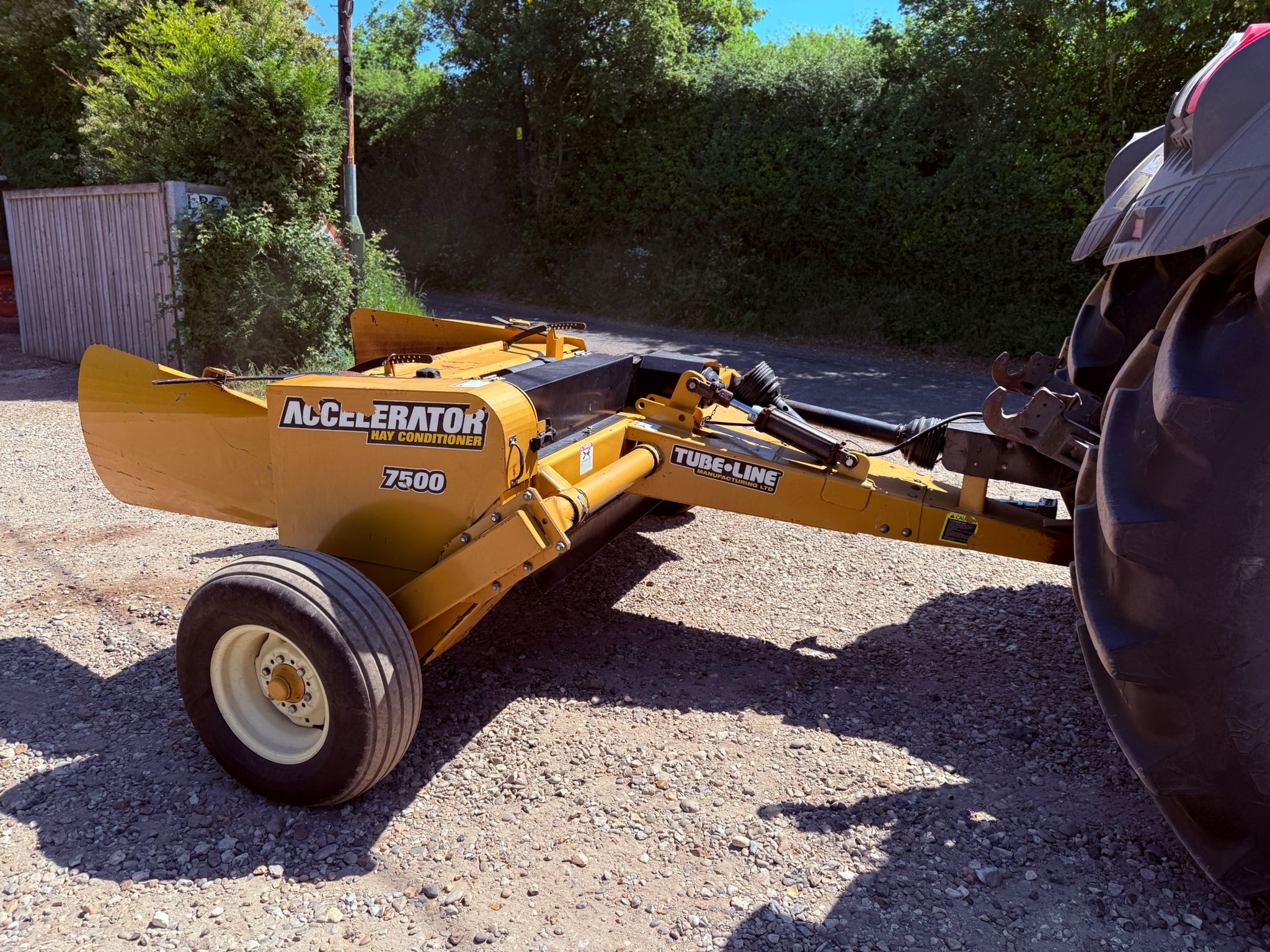 Used Tube Line Accelerator 7500 Hay Conditioner