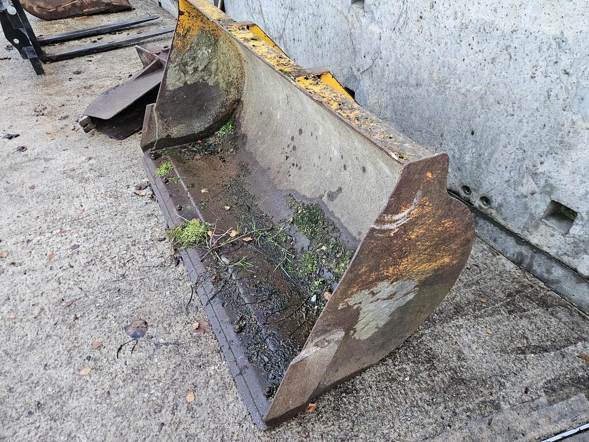 Used JCB Compact Tool Carrier Bucket