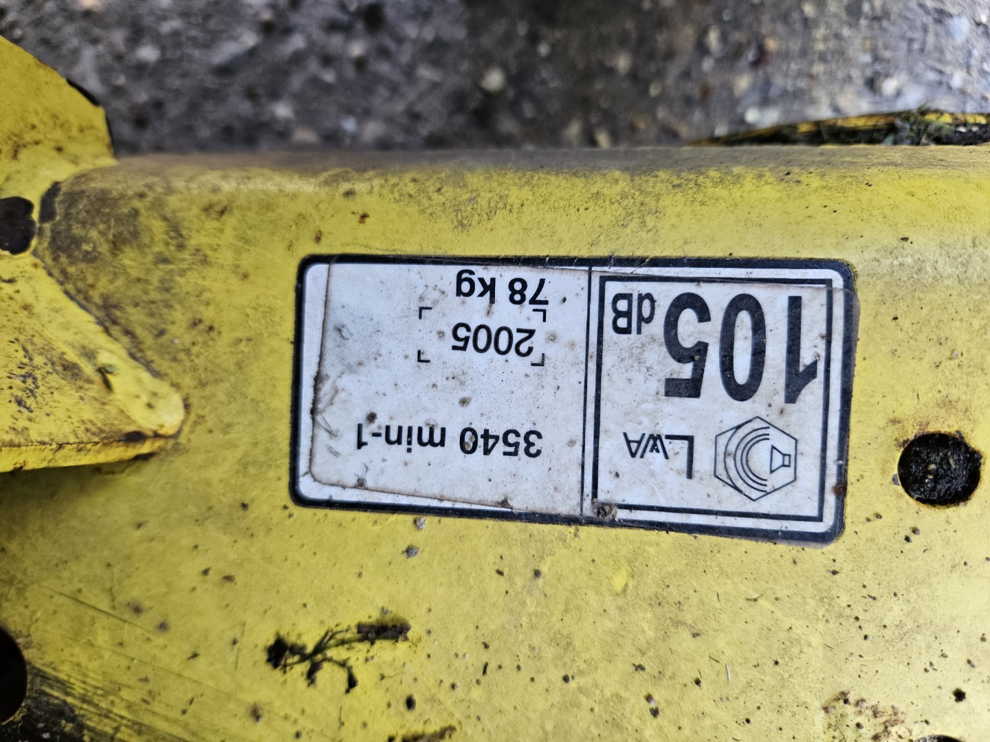 Used John Deere X495 Ride On Mower