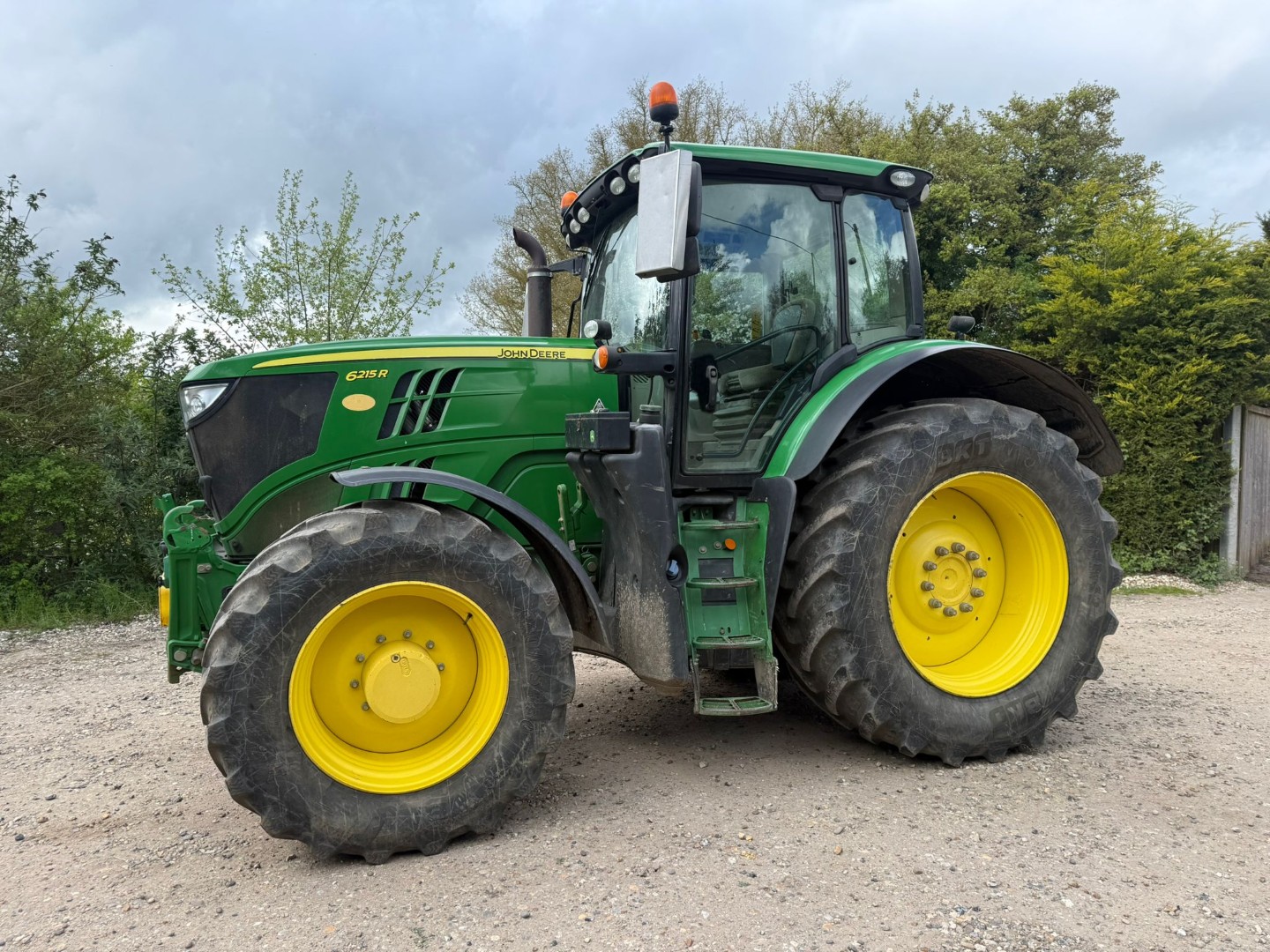 Used John Deere 6215R 4wd Tractor