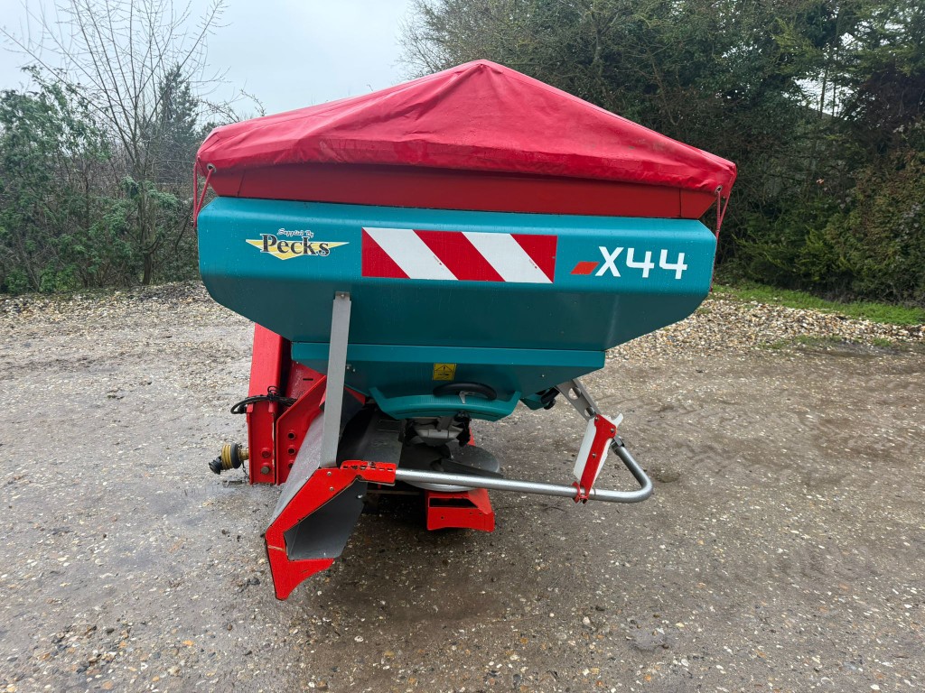 Used Sulky X44 Fertiliser Spreader