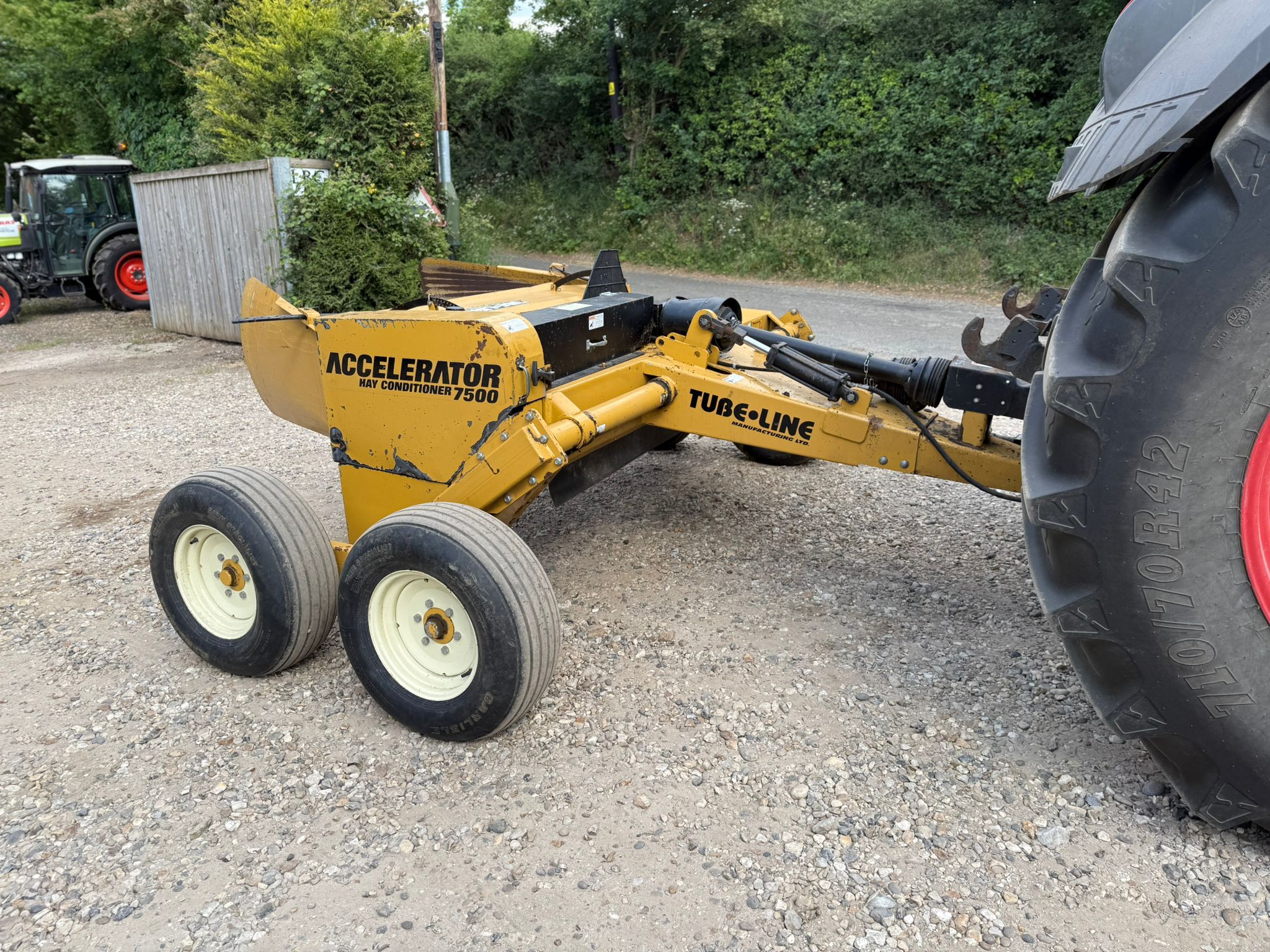 Used Tube Line Accelerator 7500 Hay Conditioner
