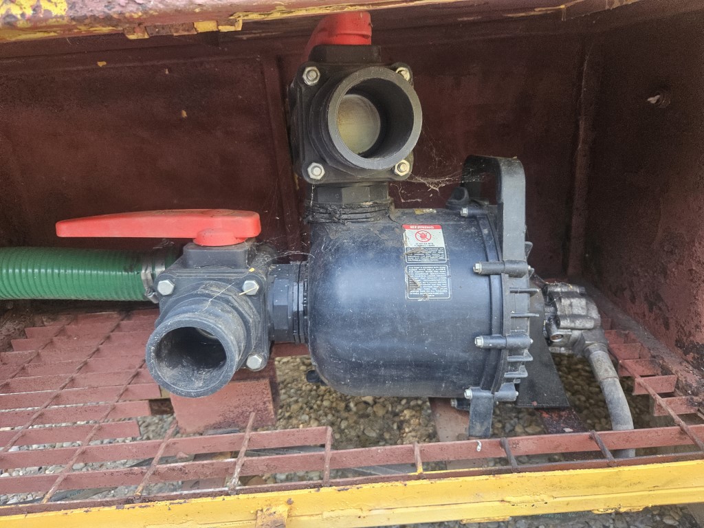 Used Gull Water Bowser