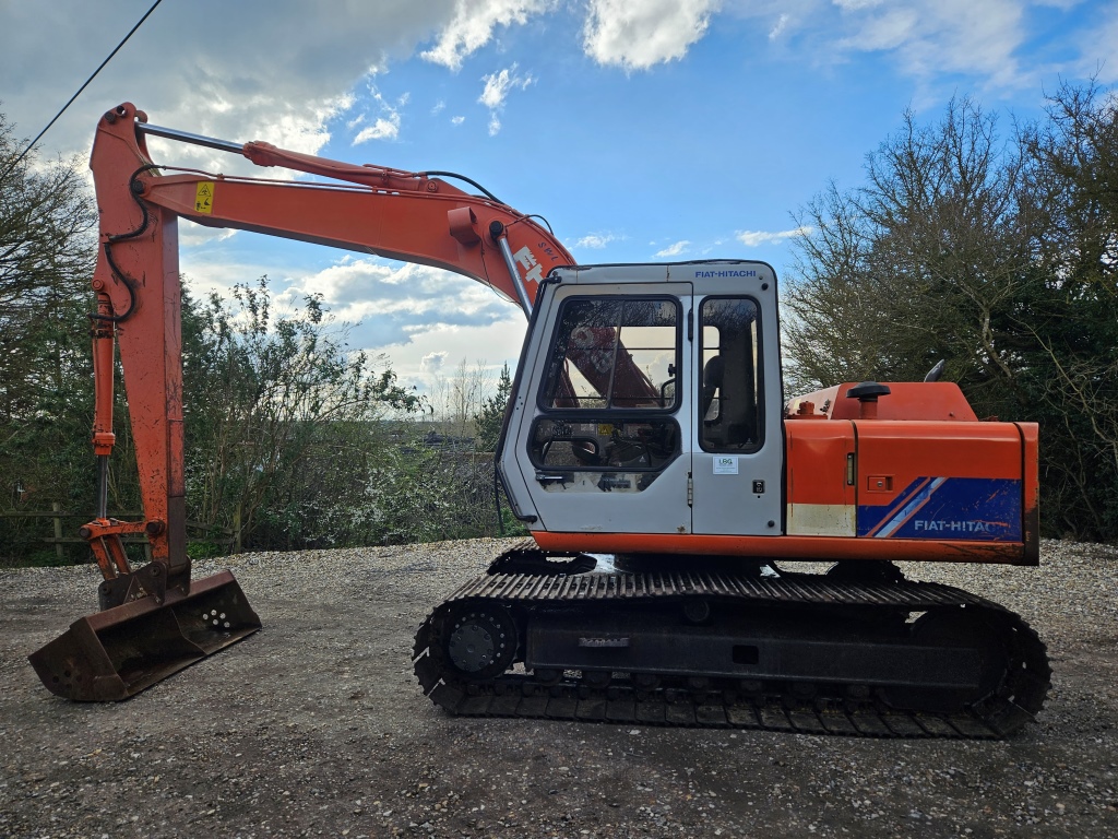 Used Hitachi FH130-3 Excavator