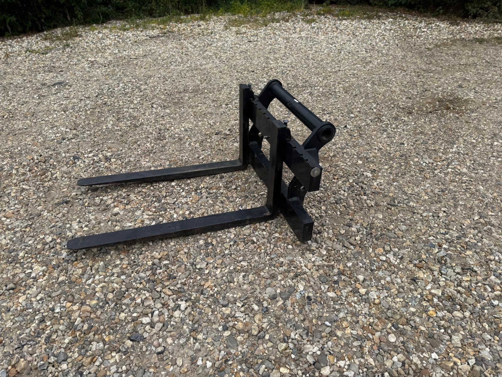Used Manitou Pallet Tines