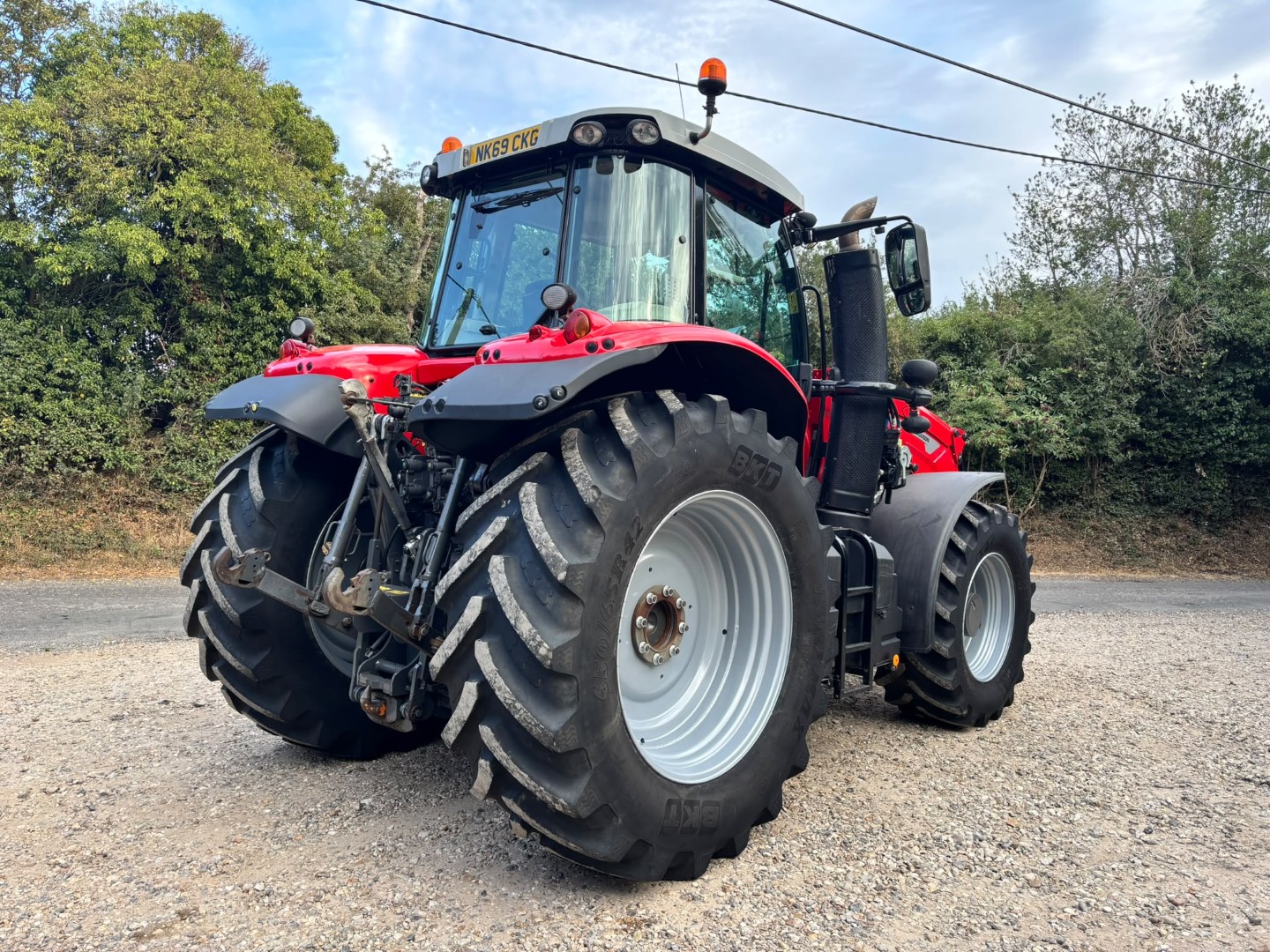 Used Massey Ferguson 7720S Tractor