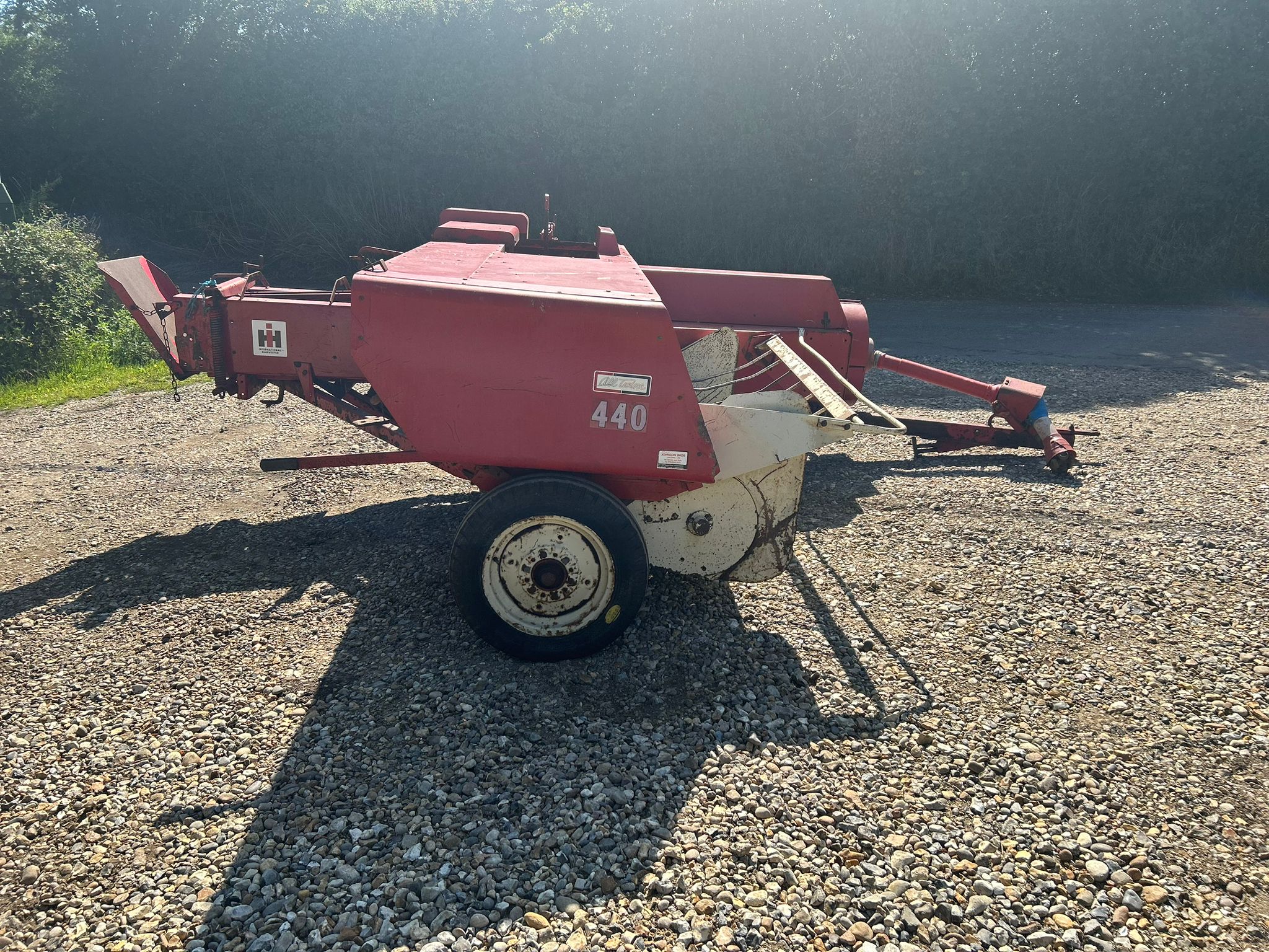 Used International 440 Conventional Baler