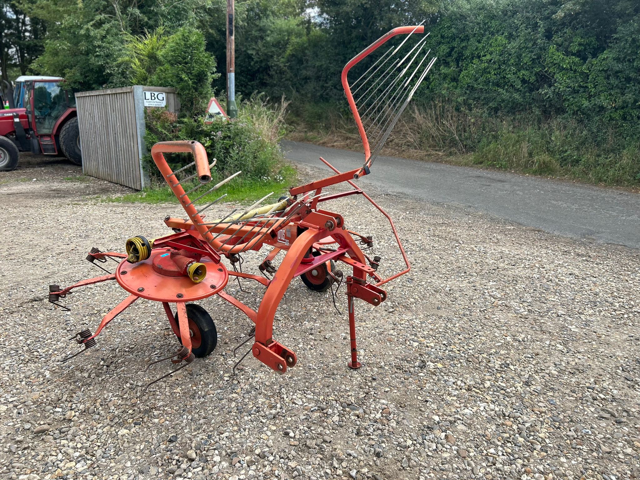 Used Lely Lotus 300 Tedder