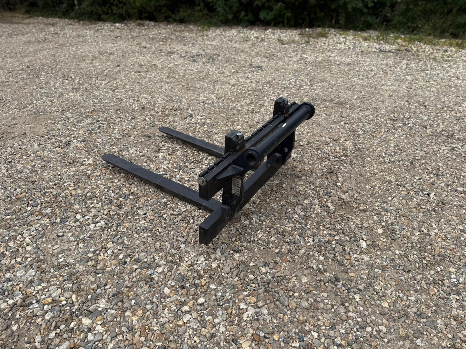 Used Manitou Pallet Tines