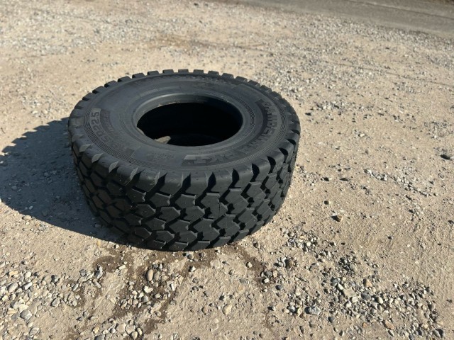 Used Bandenmarkt Tyre